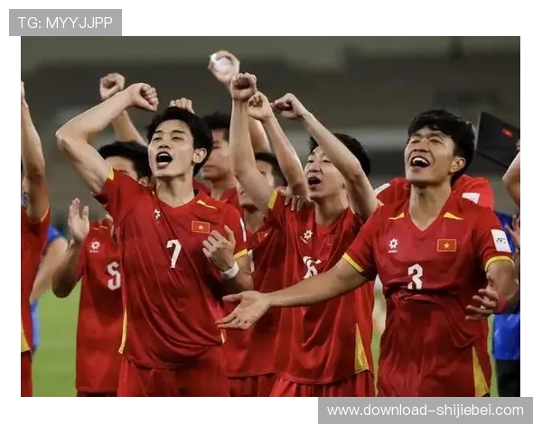 楚天都市报深度解读国足首次闯入世界杯的意义：中国足球迈向世界舞台的重要一步